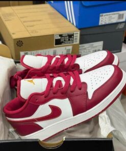 Original Nike Shoe Pallets Available